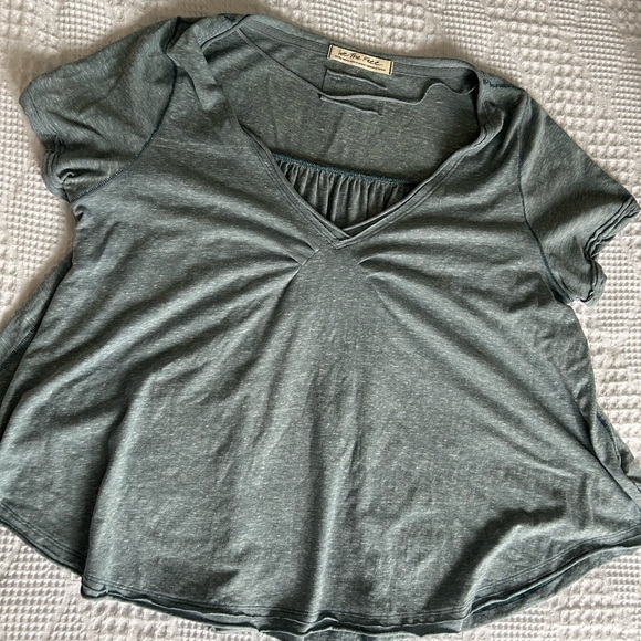 *SALE* Free People Blue Flowy T-shirt - Picture 3 of 3